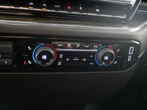 Certified 2024 Chevrolet Silverado 1500 RST image 23