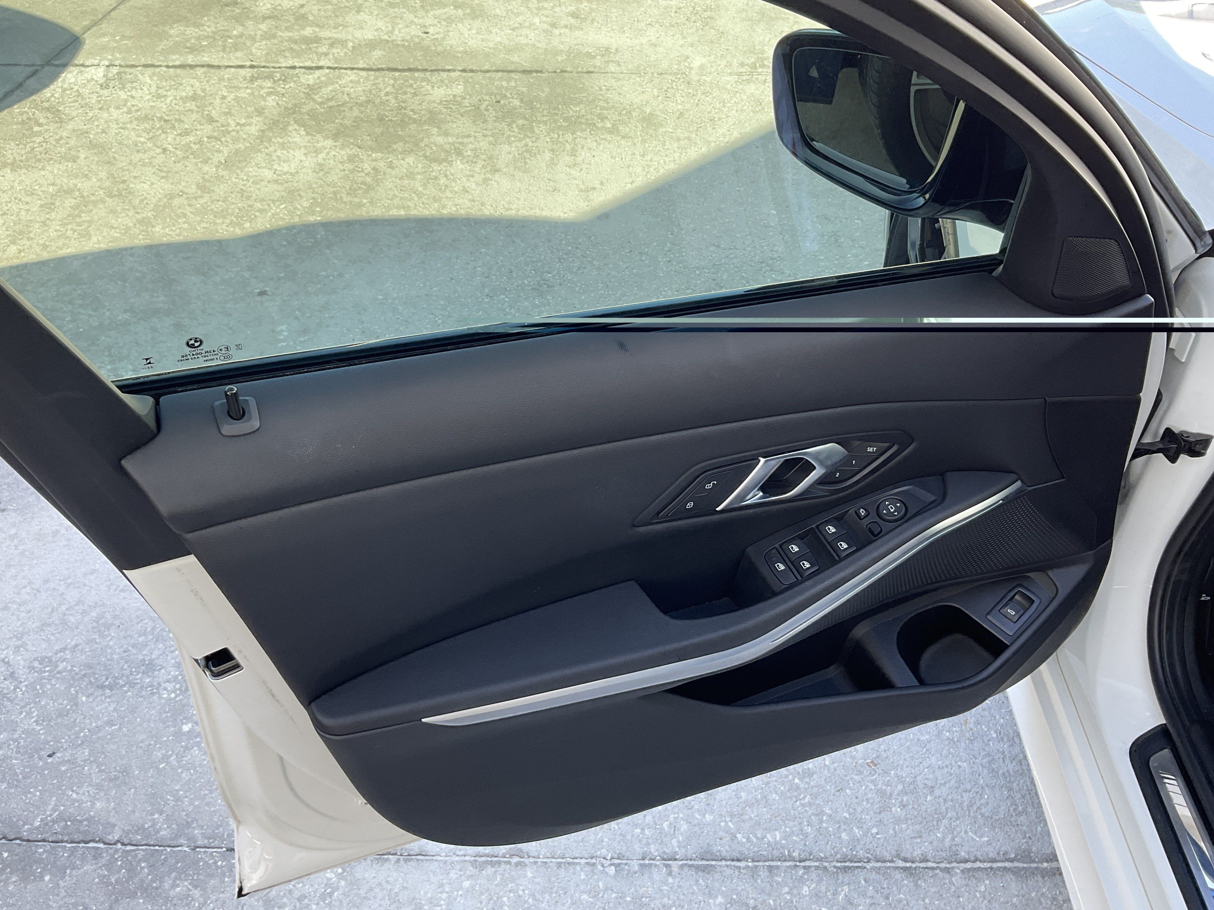 Certified 2024 BMW 330i Sedan w/ M Sport Package RWD image 8