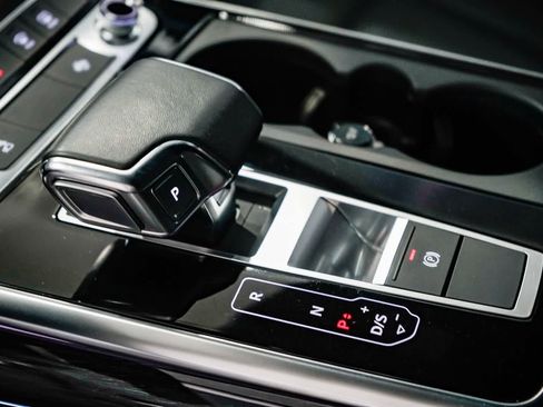 Used 2025 Audi Q7 2.0T Premium Plus image 22