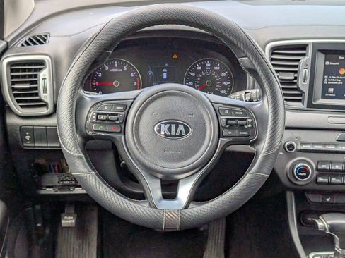 Used 2017 Kia Sportage EX image 12