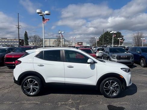 Certified 2023 Buick Encore GX Select image 4