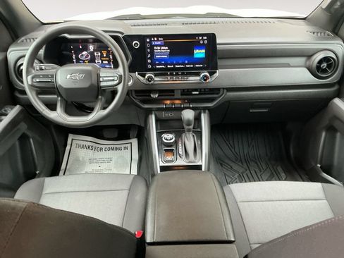 Certified 2023 Chevrolet Colorado Trail Boss w/ Technology Package AWD/4WD image 13