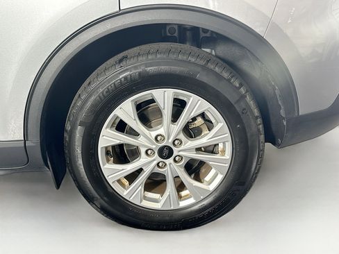 Used 2024 Ford Escape Active image 11