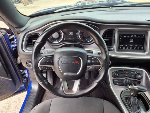 Used 2019 Dodge Challenger GT w/ Performance Handling Group RWD image 13