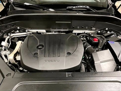 Certified 2024 Volvo XC90 B5 Plus image 11