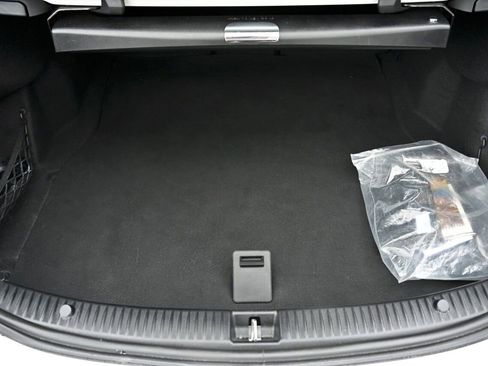 Used 2021 Mercedes-Benz C 300 Sedan image 12