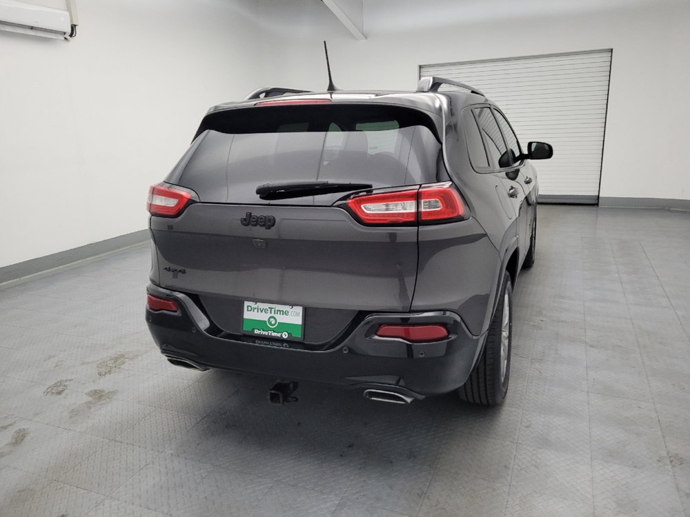 Used 2018 Jeep Cherokee Latitude AWD/4WD image 7
