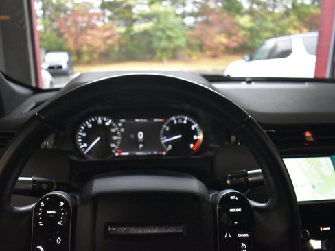 Used 2020 Land Rover Discovery Sport S image 27