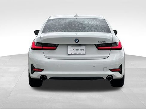 Used 2021 BMW 330i Sedan w/ Convenience Package RWD image 4