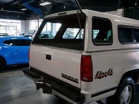 Used 1998 Chevrolet Silverado 1500 4x4 Regular Cab w/ Preferred Equipment Group 2 image 53