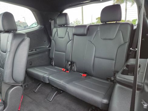 Used 2023 Kia Telluride EX X-Line image 18