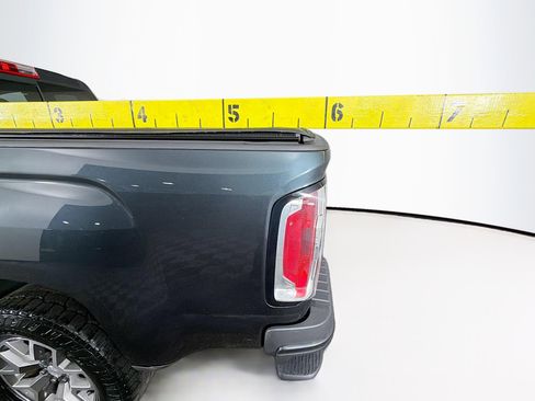 Used 2017 GMC Canyon SLE w/ All Terrain Package image 33