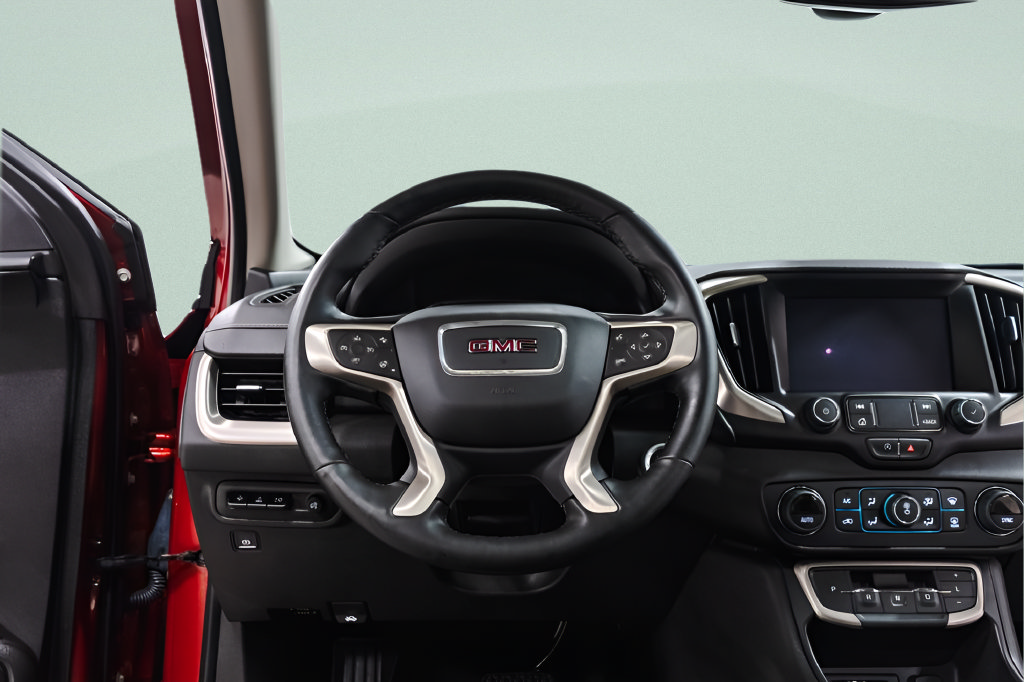 Used 2024 GMC Terrain Denali w/ Denali Premium Package AWD/4WD image 40