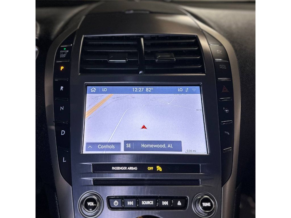 Used 2020 Lincoln MKZ Reserve FWD image 28