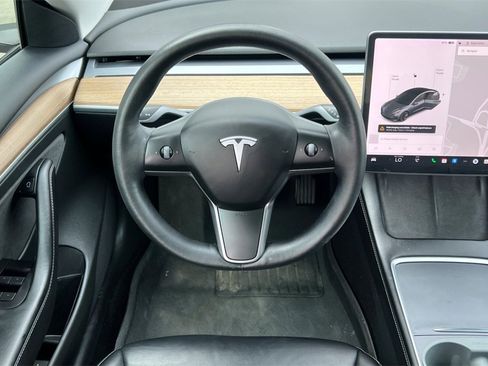 Used 2022 Tesla Model 3 Long Range image 16