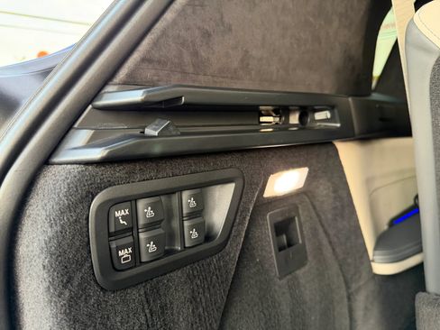 Used 2024 BMW ALPINA XB7 AWD/4WD image 62