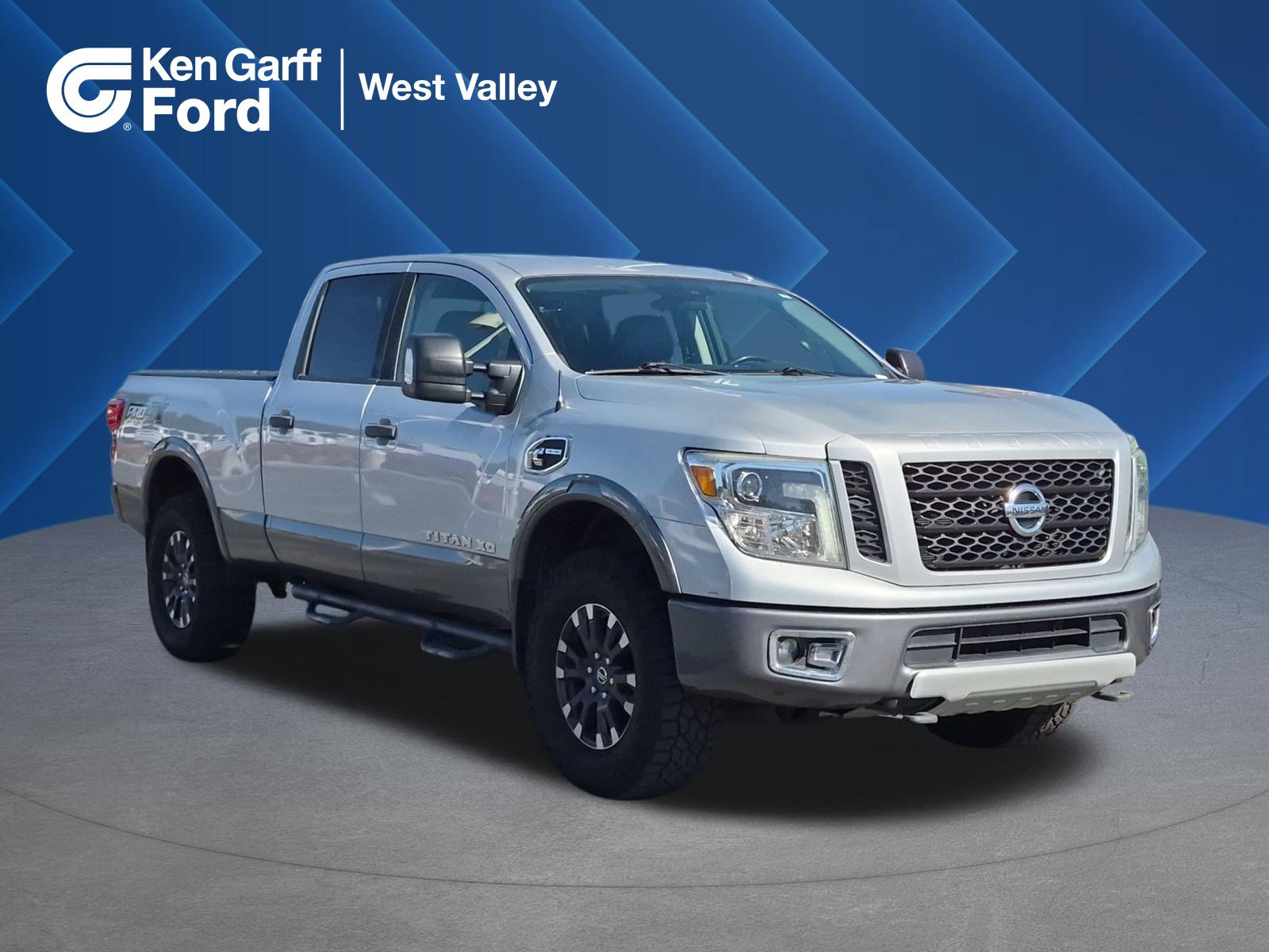 Used 2017 Nissan Titan PRO-4X AWD/4WD image 1
