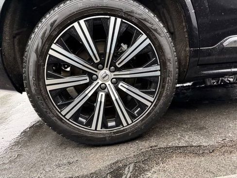 Used 2023 Volvo XC90 B6 Plus w/ Protection Package Premier image 5