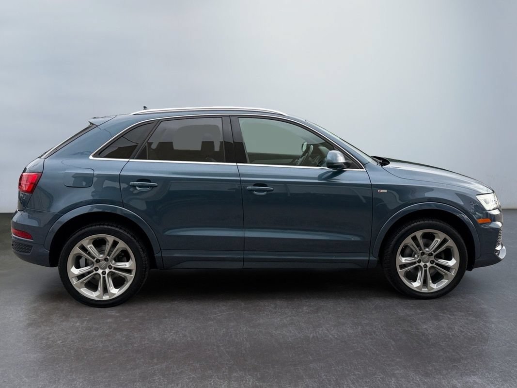 Used 2018 Audi Q3 2.0T Premium Plus w/ Premium Plus Package AWD/4WD image 4