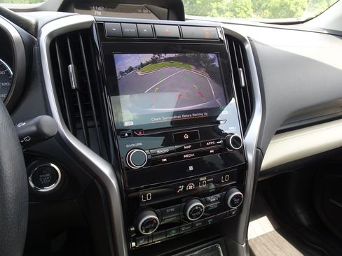 Used 2020 Subaru Ascent Limited w/ Technology Package AWD/4WD image 4