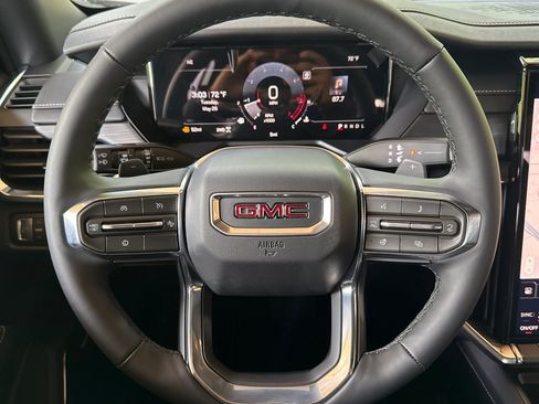 New 2026 GMC Acadia Elevation w/ Elevation Premium Package AWD/4WD image 26