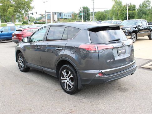 Used 2018 Toyota RAV4 LE w/ All Weather Liner Package FWD image 23