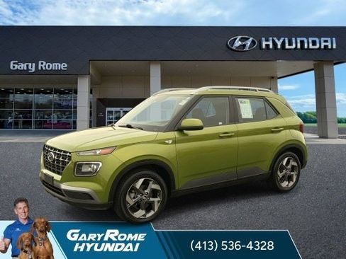Certified 2024 Hyundai Venue SEL FWD image 1