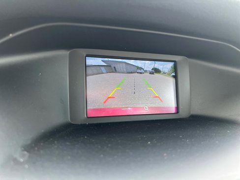 Used 2016 Ford Focus SE w/ SE Cold Weather Package FWD image 12