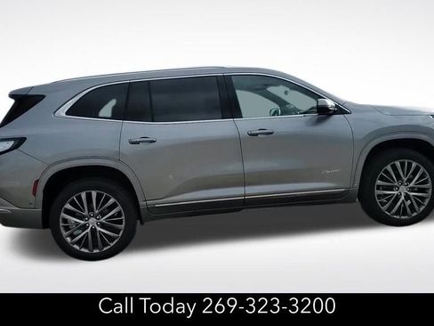New 2026 Buick Enclave Avenir w/ Super Cruise Package image 7