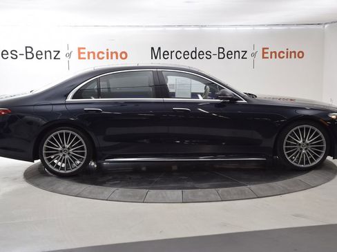 Certified 2022 Mercedes-Benz S 580 4MATIC Sedan image 6