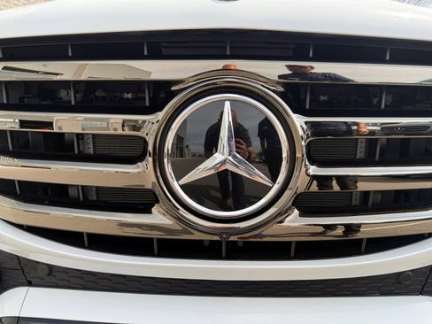 New 2026 Mercedes-Benz GLS 580 4MATIC image 24