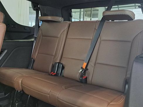 Used 2021 Chevrolet Tahoe High Country w/ Premium Package AWD/4WD image 30