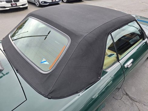 Used 1990 Jaguar XJS V12 Convertible image 31