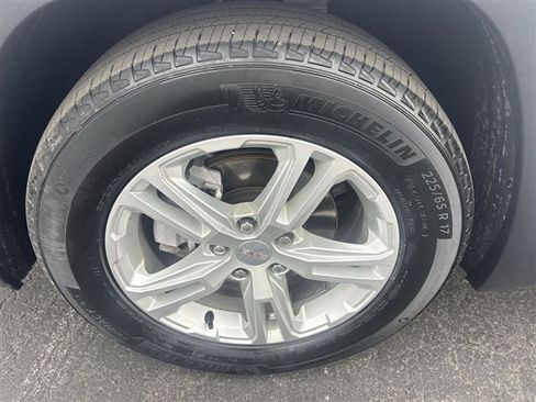 Certified 2023 GMC Terrain SLE w/ Driver Convenience Package image 31