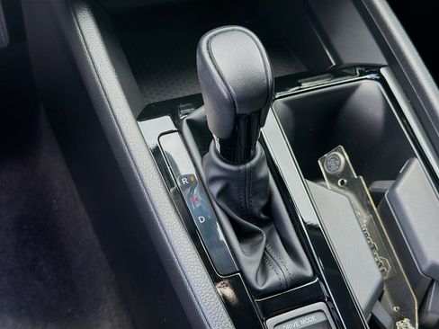 Used 2024 Honda Accord EX-L image 13
