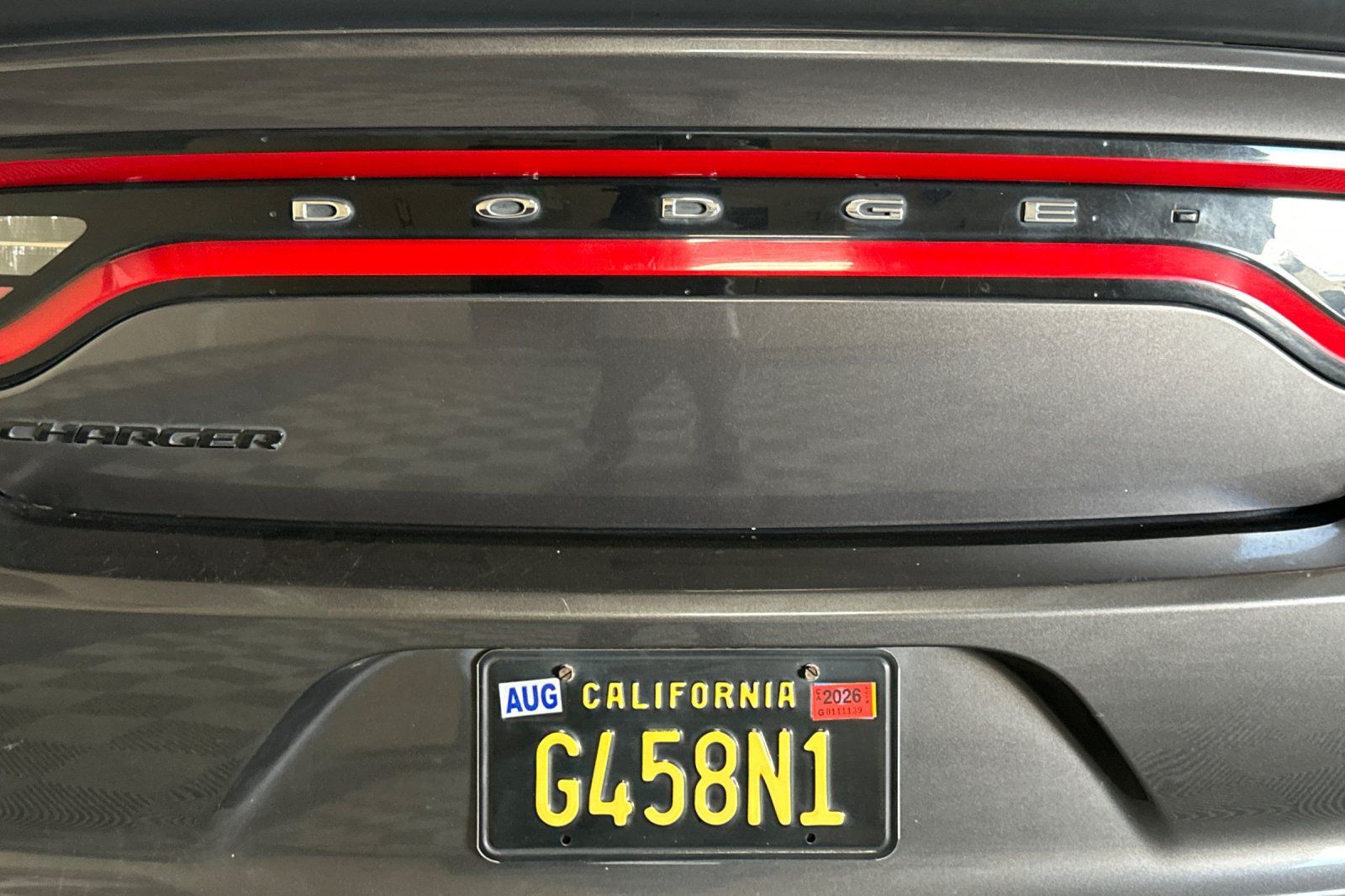Used 2017 Dodge Charger SE w/ Blacktop Package RWD image 45