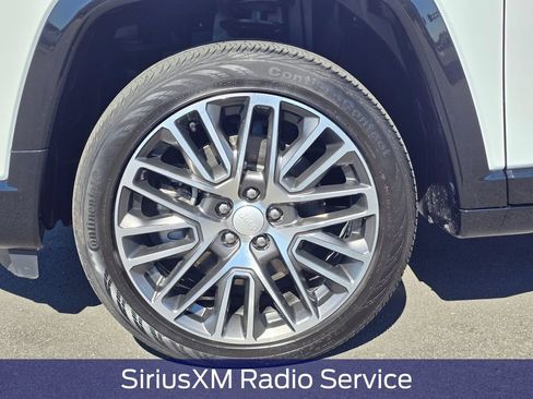 Used 2023 Jeep Compass Limited w/ Elite Group AWD/4WD image 9