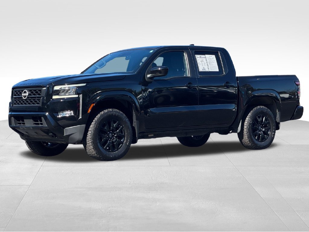Used 2023 Nissan Frontier SV w/ Midnight Edition Package AWD/4WD image 3