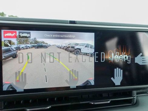 New 2025 Jeep Gladiator Rubicon image 20