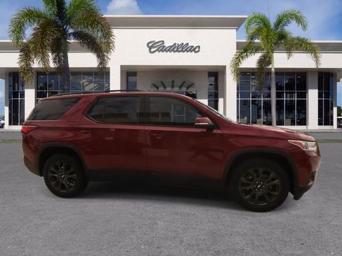 Used 2021 Chevrolet Traverse RS image 17