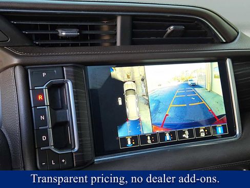 Used 2022 GMC Yukon XL Denali w/ Denali Ultimate Package image 16