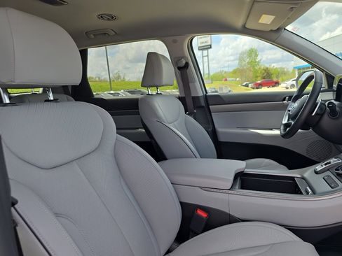 Used 2025 Hyundai Palisade SEL image 15