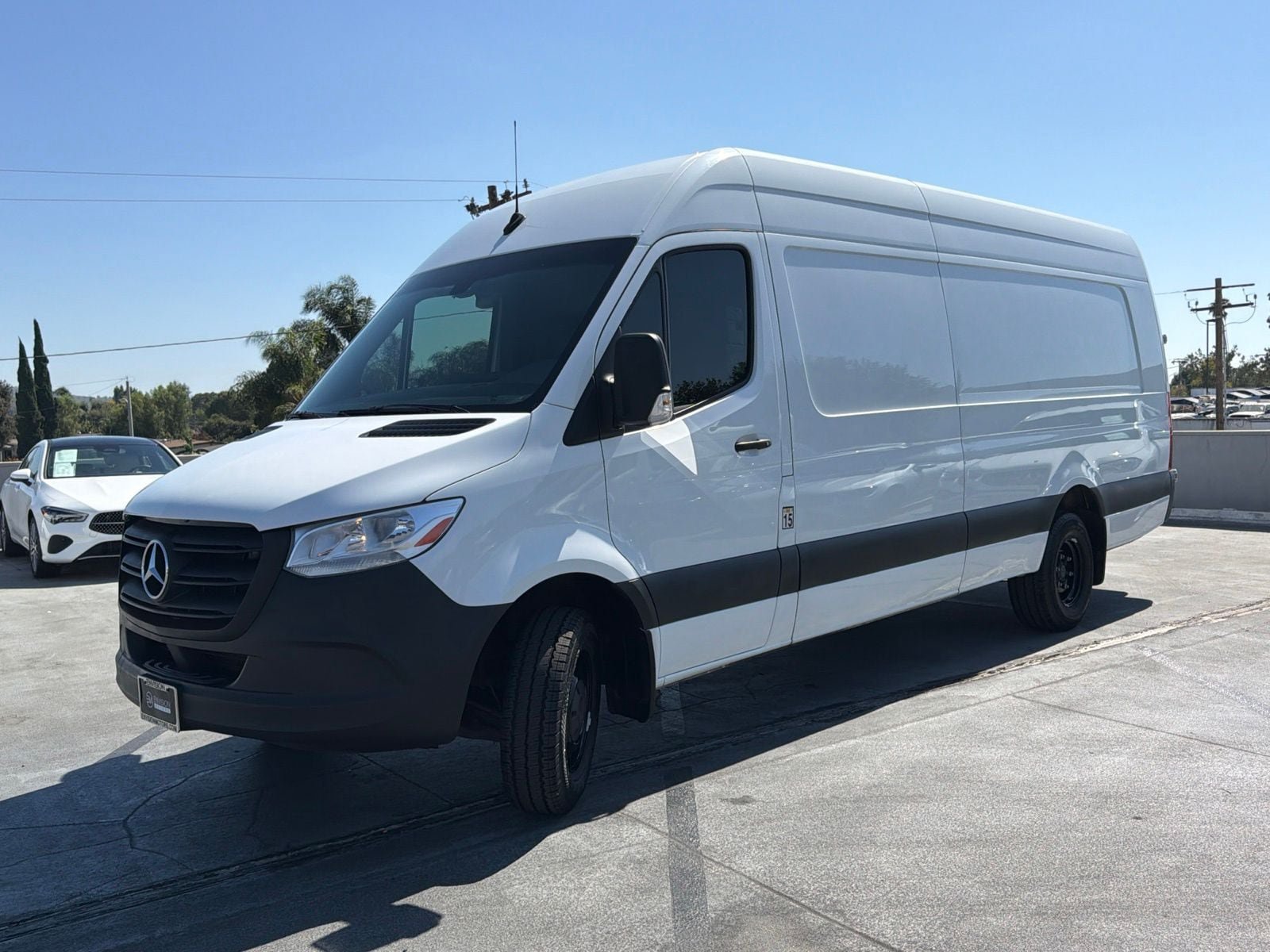 Used 2024 Mercedes-Benz Sprinter 3500 image 5