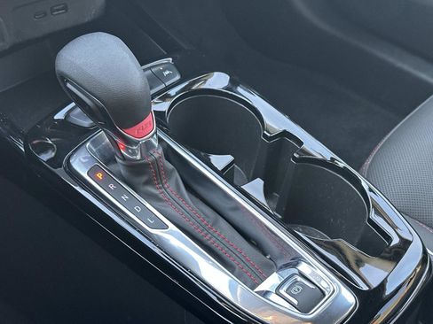 Certified 2024 Chevrolet Trax RS w/ Driver Confidence Package image 30