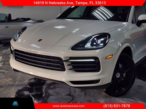 Used 2020 Porsche Cayenne S AWD/4WD image 3
