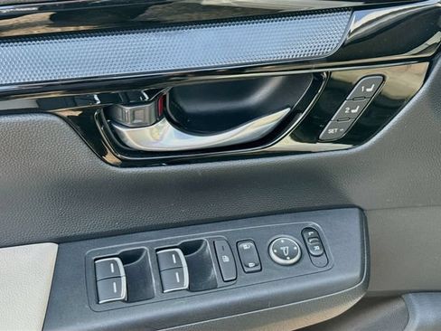 Used 2024 Honda CR-V EX-L image 19