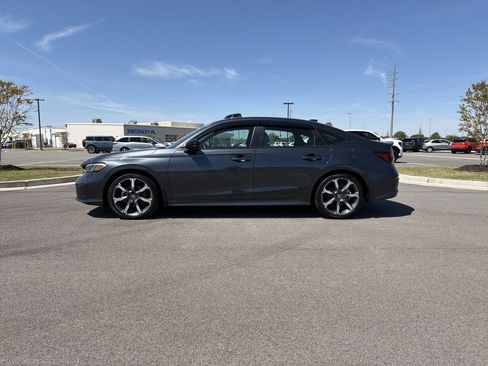 Certified 2025 Honda Civic Sport Touring image 2