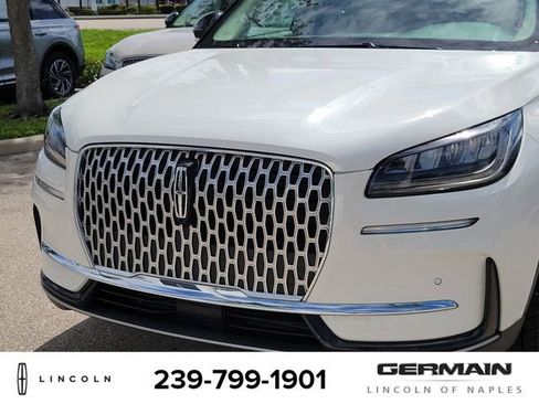 Certified 2023 Lincoln Corsair FWD w/ Equipment Group 101A image 13