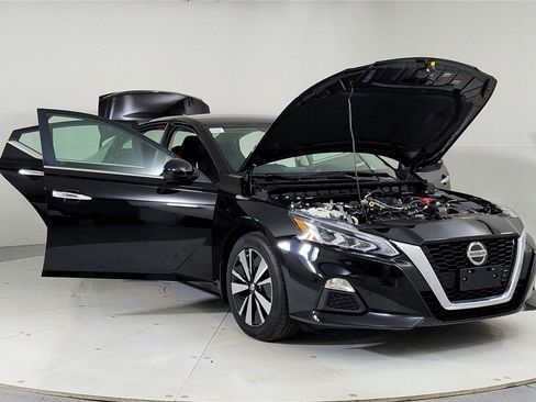 Used 2022 Nissan Altima 2.5 SV image 9