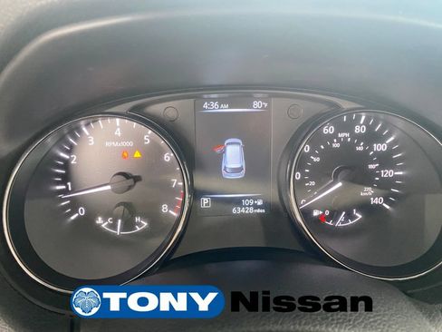 Used 2017 Nissan Rogue S w/ S Appearance Package FWD image 15